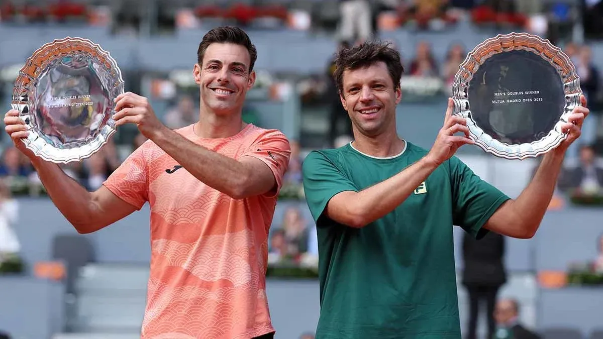 UNO MÁS. Zeballos (derecha) sumó un nuevo título a su vitrina.