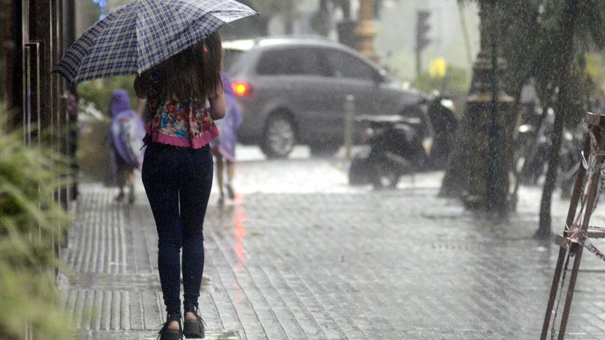 Rige una alerta amarilla por tormentas para dos provincias este domingo
