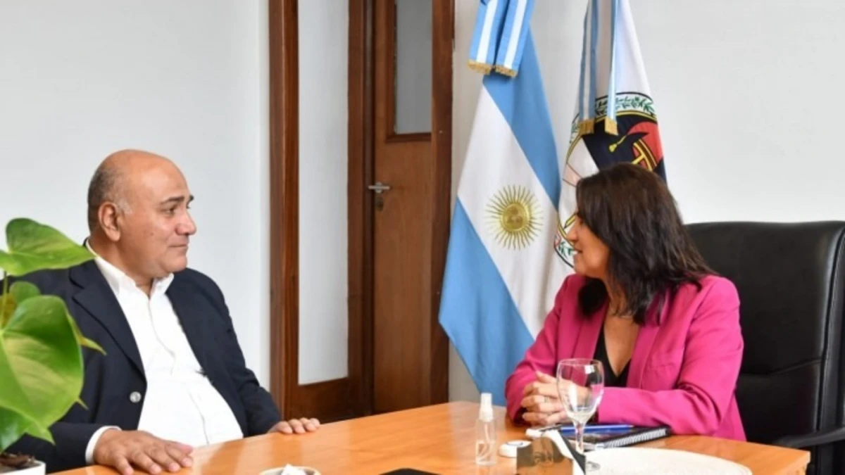 EN SUELO TAFICEÑO. Manzur visitó a Rodríguez, quien mantiene tensiones con el PE tras la salida del Pacto.