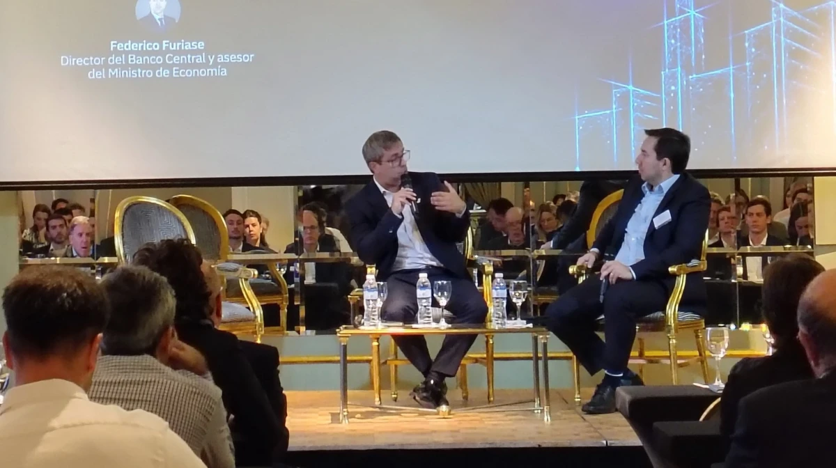 Exposición de Federico Furiase. FOTO X @juanmanuelbarca