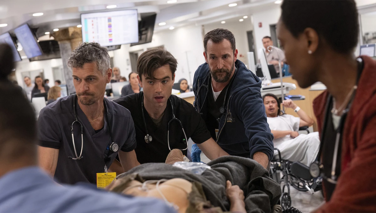 DRAMA MÉDICO. The Pitt apuesta por un enfoque casi documental para llevarte al corazón del quirófano.