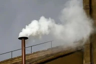 ¿A qué hora es la fumata del cónclave y cómo se elige al nuevo papa?