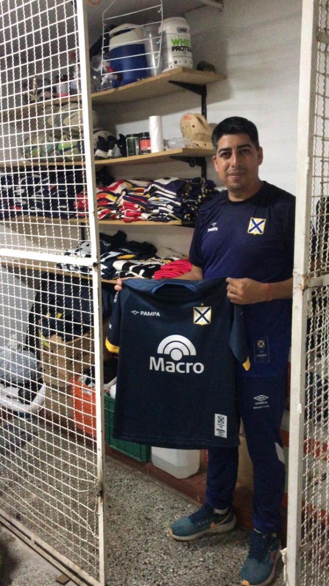 Albrecht se encarga de los vestuarios de Atlético Tucumán y Lawn Tennis