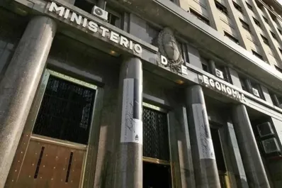 El gobierno de Milei oficializó el préstamo del BID por U$S500 millones para sostener la estabilidad macroeconómica