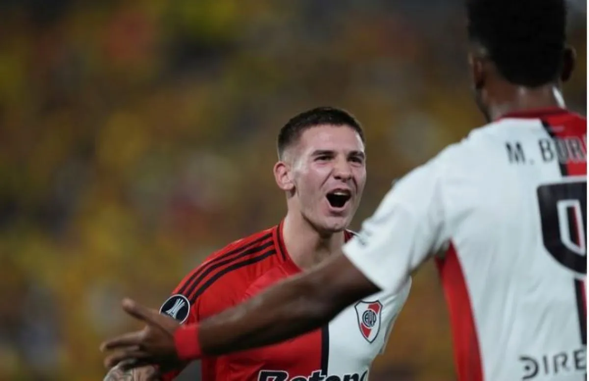 Borja y Mastantuono, no sólo se hacen guiños dentro de la cancha