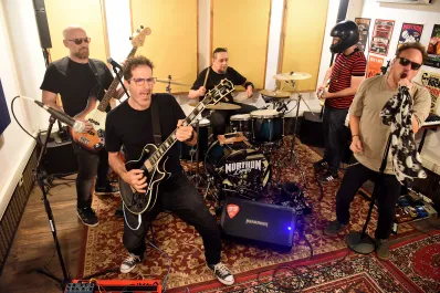 Northon sabe cómo cuidar la llama del rock