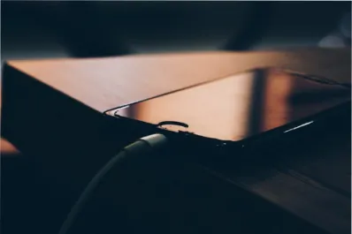 ¿Adiós a los cargadores? La batería experimental que promete durar hasta 20 días