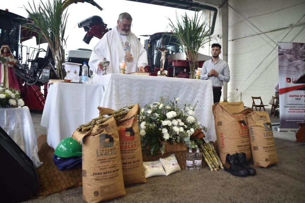 EN EL LEALES. Se realizó la bendición de frutos en un establecimiento que apuesta a la diversificación.