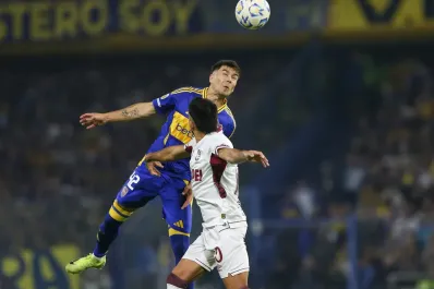 Boca Juniors avanza a cuartos del Torneo Apertura tras vencer a Lanús por penales en una Bombonera cargada de tensión
