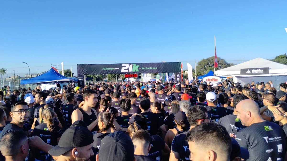 Los runners tucumanos ya corren los 21k de Yerba Buena