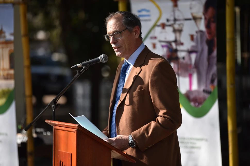 Roberto Sánchez Loria. 