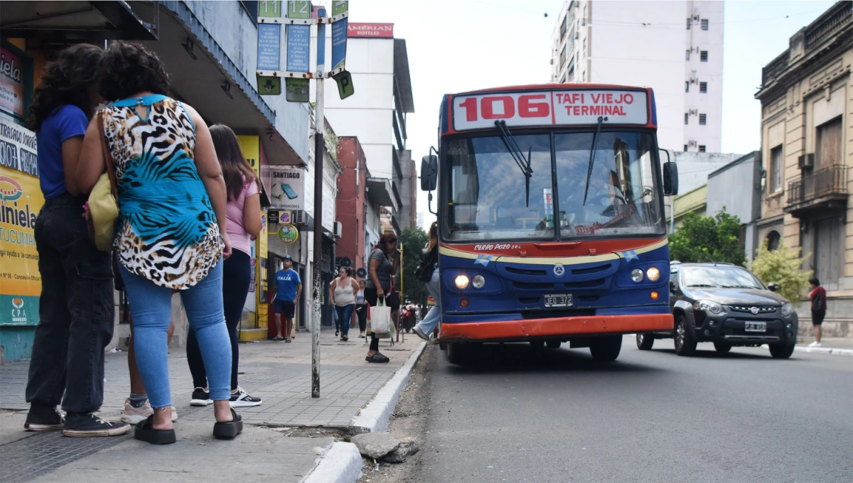 MANGAS CORTAS. La temperatura subirá a lo largo de la mañana y se espera una tarde mayormente soleada. 