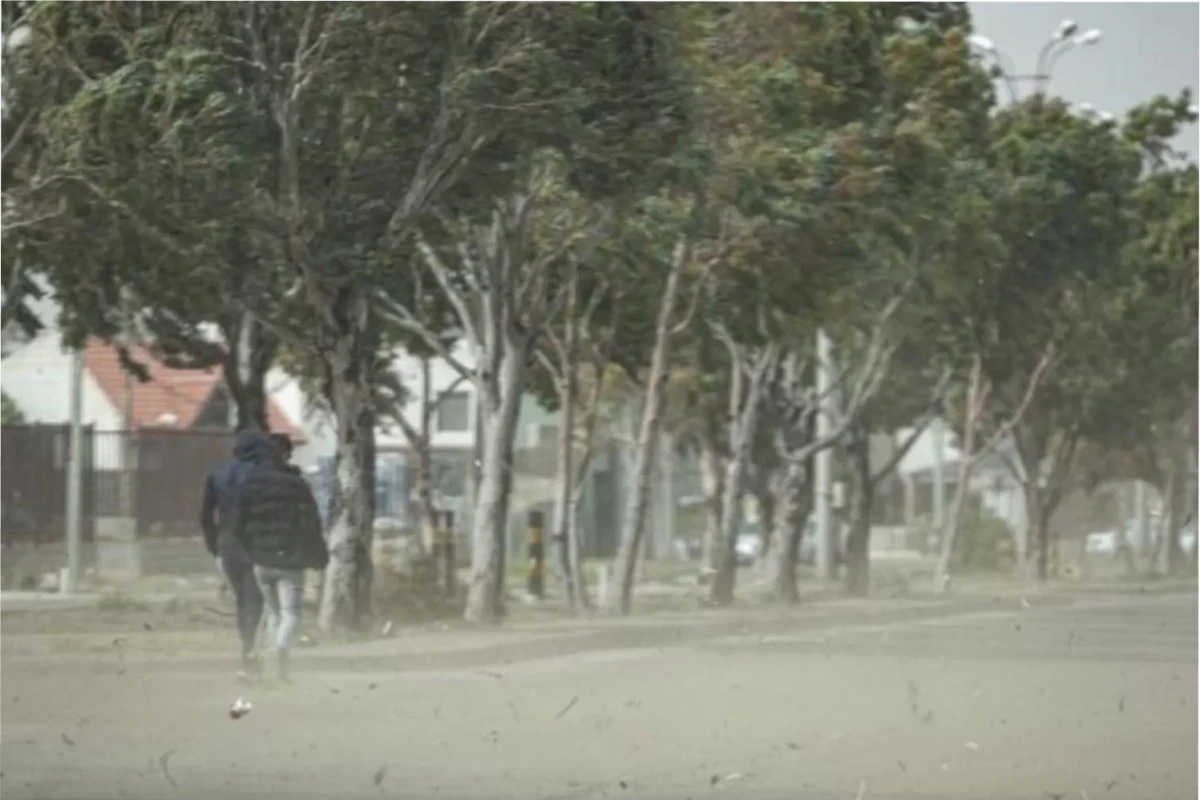 El Servicio Meteorológico Nacional emitió una alerta por fuentes vientos.