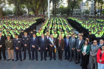 Jaldo tomó juramento a 937 nuevos policías y ratificó su plan contra el delito