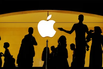 ¿Cómo es el iPhone que lanzará Apple para celebrar sus 20 años?