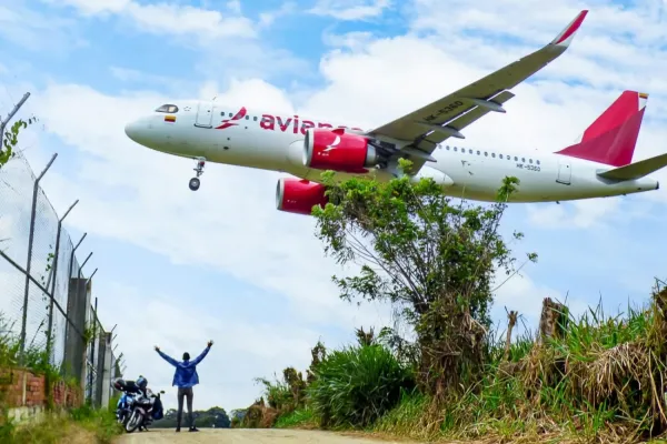 La aerolínea Avianca vuelve a la carga con intenciones de operar en Tucumán