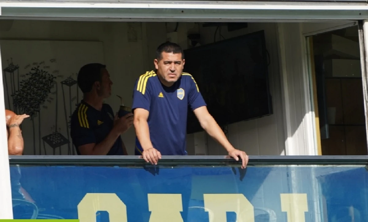 OTRO PROBLEMA. Riquelme suma otro inconveniente; Boca está en un momento complicado.