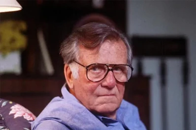 Novela sobre León XIV, un Papa que muere asesinado