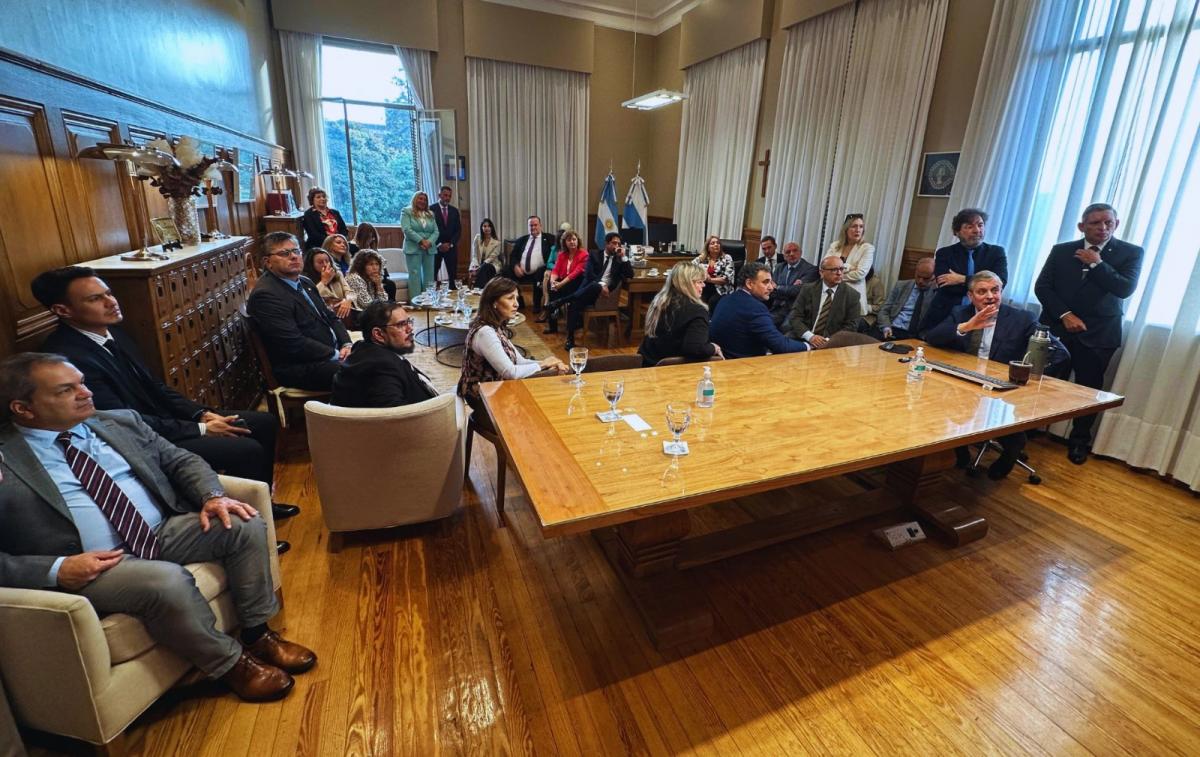 Jueces y funcionarios judiciales de todo el país se reúnen en Tucumán