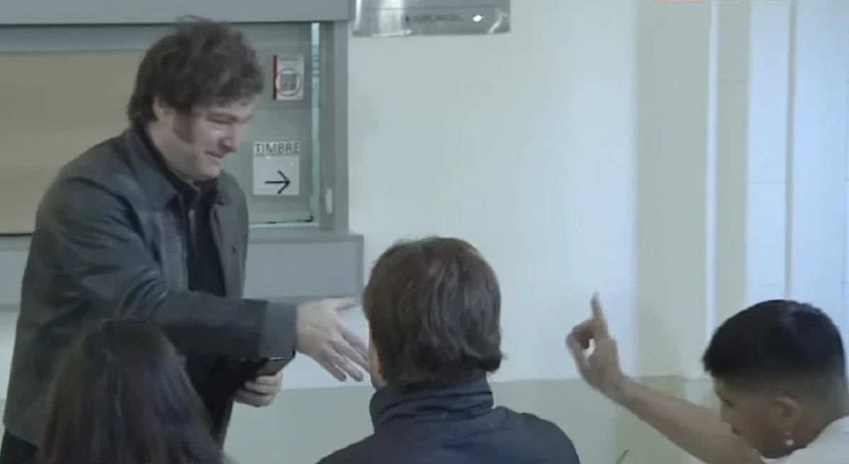 Elecciones en CABA: un fiscal que se negó a darle la mano a Milei