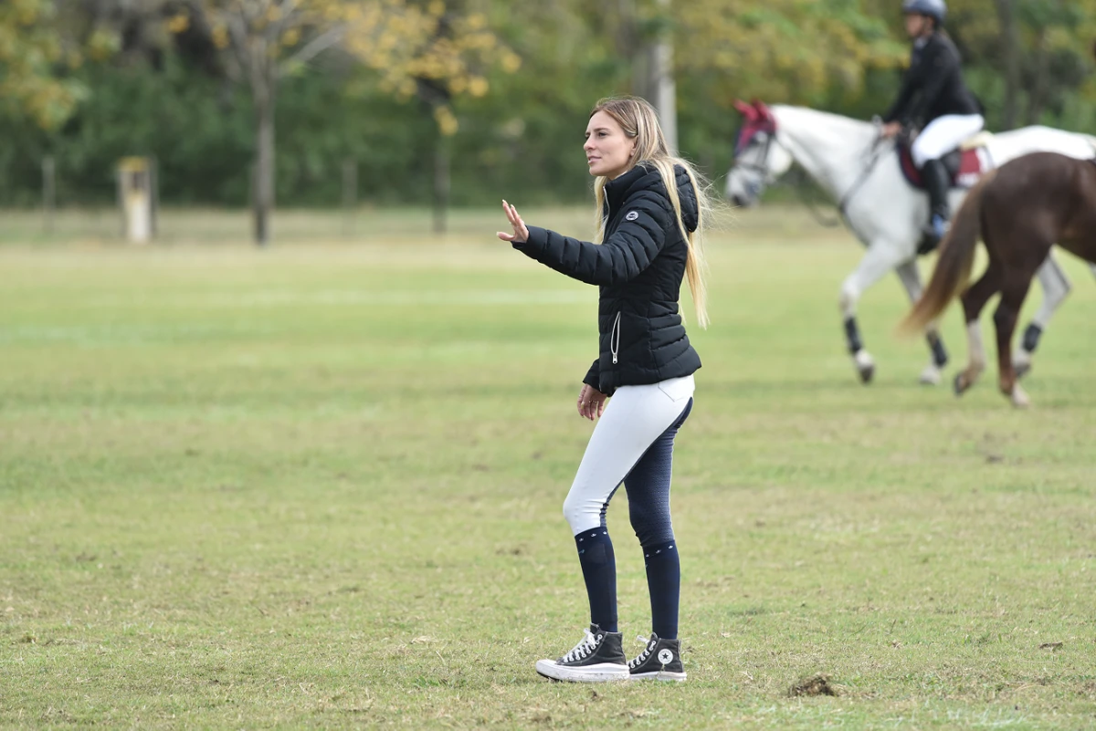 Lourdes Solórzano es uno de los grandes talentos del hipismo tucumano.