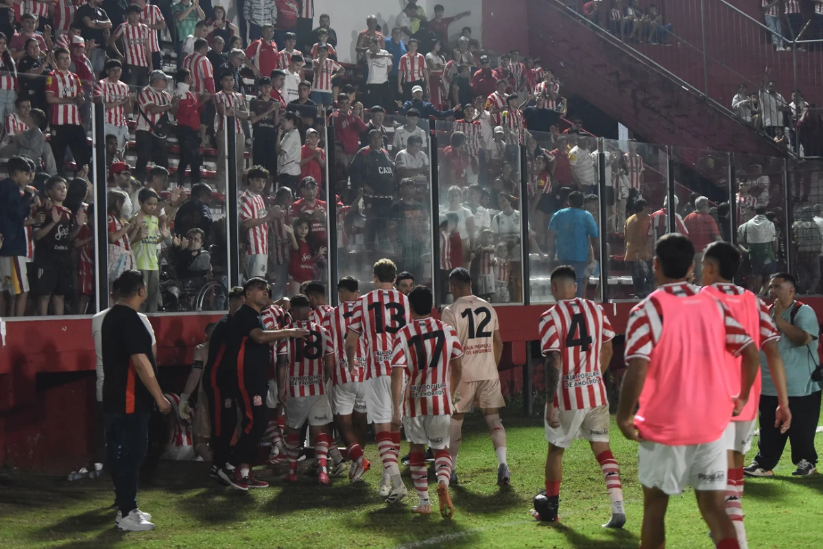 El Santo mostró inconsistencias en todas las líneas y empató frente a Racing de Córdoba.