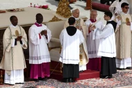 Quiénes son los líderes mundiales que asistieron y quiénes faltaron a la entronización del papa León XIV