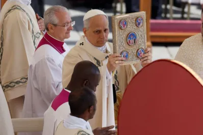 La emotiva frase de León XIV sobre el papa Francisco que conmovió al Vaticano