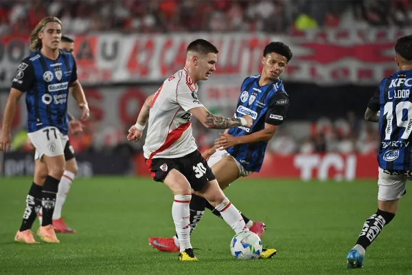 Agenda de TV: ¿A qué hora y por dónde ver River Plate-Platense por el Apertura?