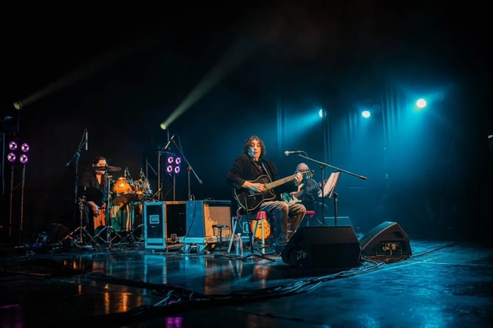 EN TAFÍ VIEJO. Luis Salinas encabezó un cuarteto de talentosos músicos.