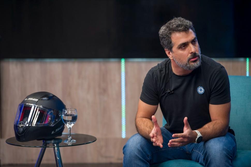 CAMBIOS. Mahtuk propuso “ponerle una alfombra roja al transporte público” como política para descomprimir el tránsito y mejorar el tránsito.