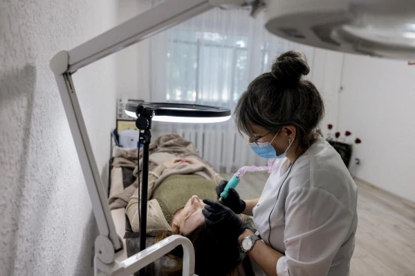 La belleza como forma de huir del horror de la guerra en Ucrania