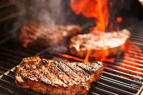 Comidas y bebidas que debés evitar si tenés artritis