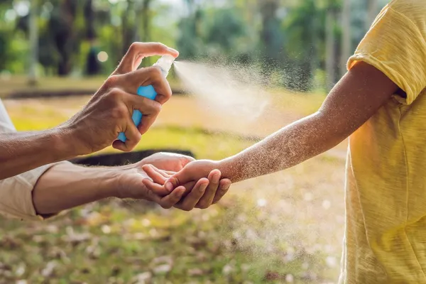 La Anmat prohibió un repelente de mosquitos: cuál es y por qué no se puede vender