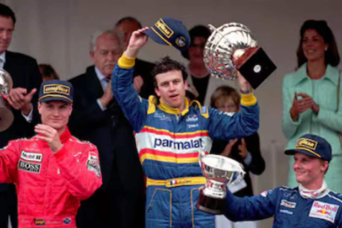 Fórmula 1 en Mónaco: la carrera de 1996 que terminó con tres autos en pista y un abandono insólito