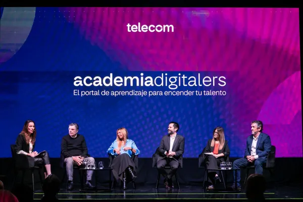 Desarrollada por Telecom, llega “Academia digitalers”: formación online y sin costo