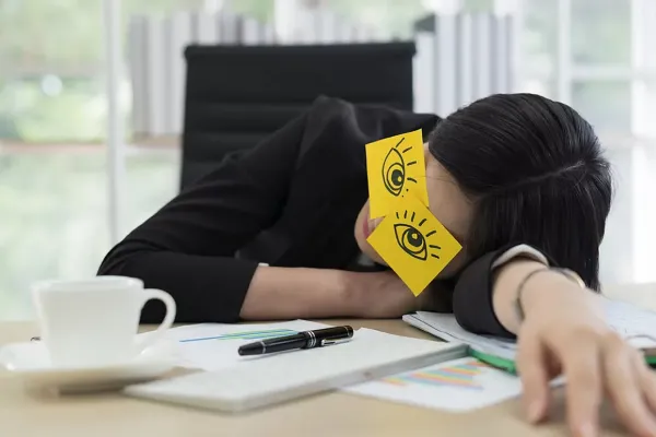 La nueva tendencia laboral es hacer task masking o parecer ocupado sin estarlo