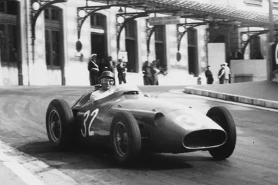En el GP de Mónaco se rinde homenaje a Juan Manuel Fangio hace más de 20 años