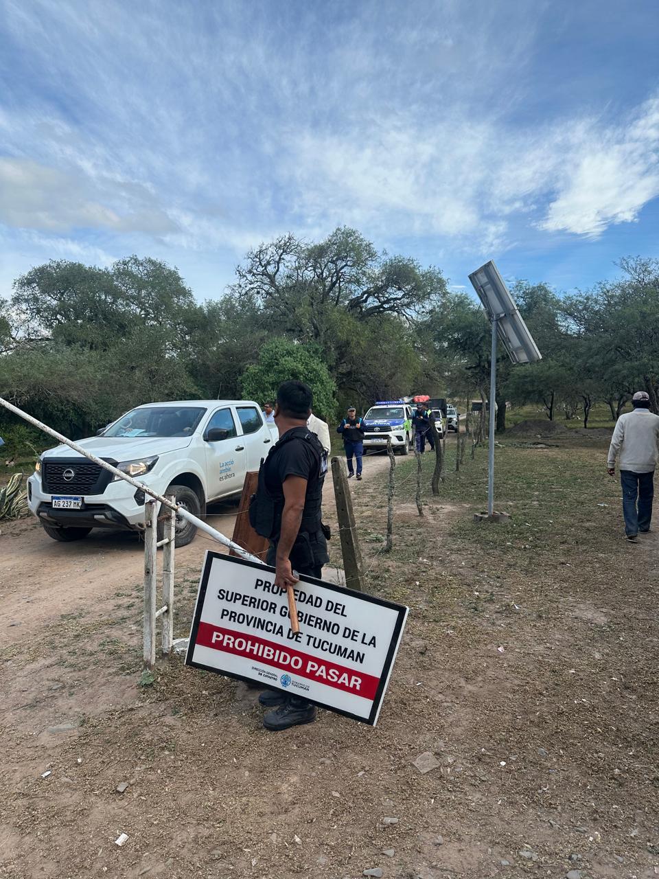 EN ORDEN. La Provincia hizo posesión del predio del club de pesca El Cardumen, en Ticucho.