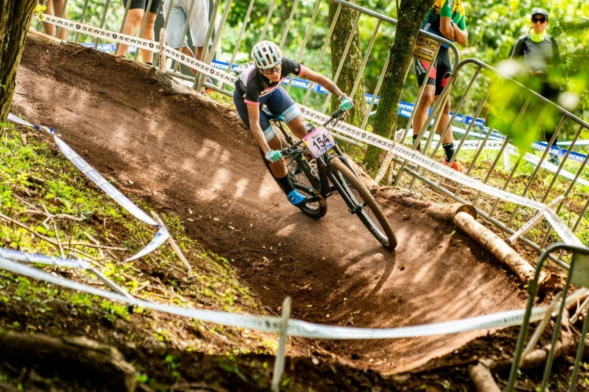 EXPERIMENTADA. Agustina Apaza es la actual campeona Argentina de mountain bike.