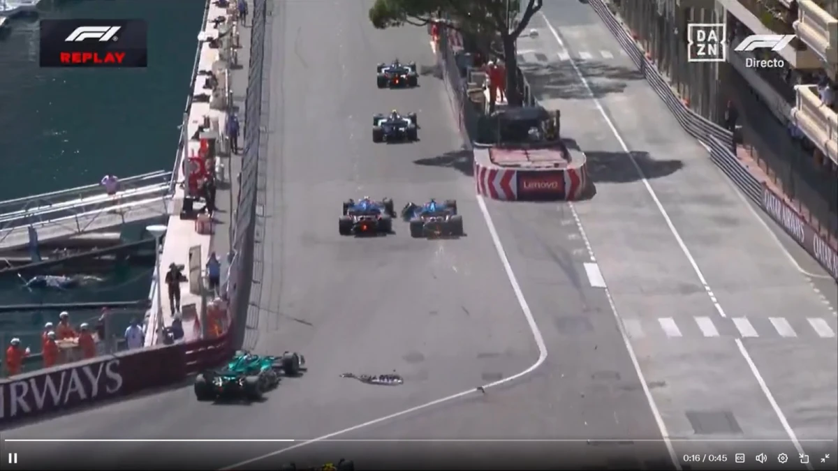 Colapinto milagroso: Gasly perdió el control tras chocar con Tsunoda y casi impacta con el argentino