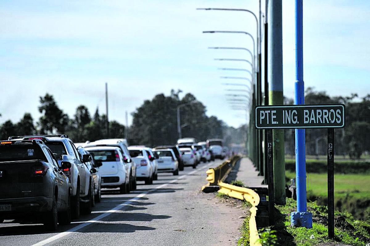 Hay pocos puentes para entrar o salir de la capital tucumana: cuántos más se necesitan