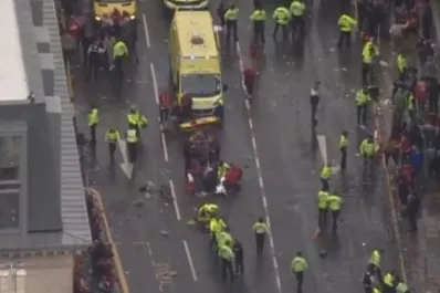 Veintisiete personas heridas, entre ellas cuatro niños, es el saldo hasta el momento de la multitud que fue atropellada en Liverpool