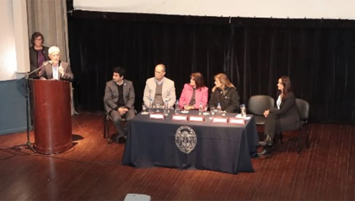 Nanotecnología: encuentro de referentes del país en Tucumán