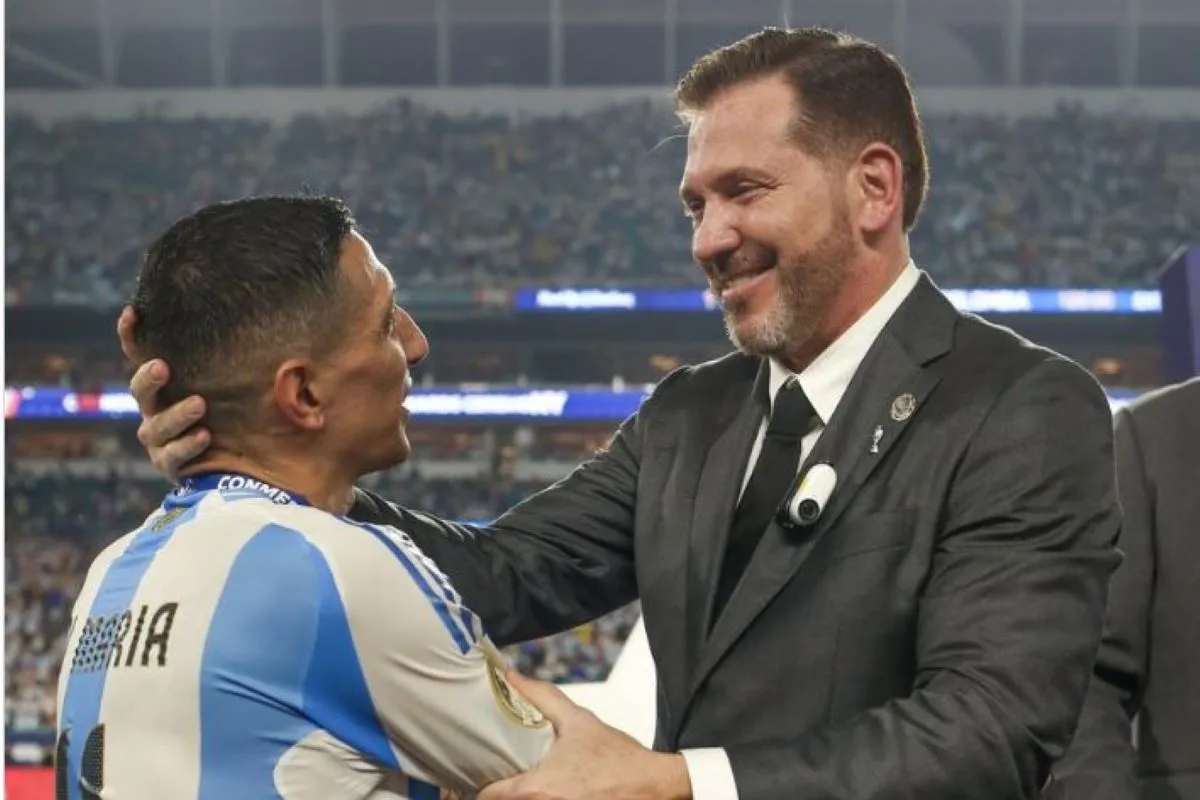 Vuelve al mejor fútbol del mundo, dijo un alto dirigente internacional sobre el regreso de Di María