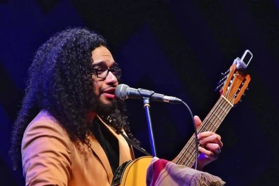 Folclore en el Centro Virla