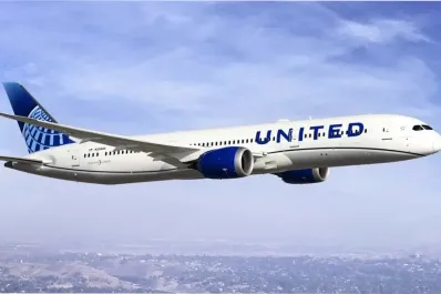 Un vuelo de United Airlines se desvió dos veces y demoró 28 horas en llegar a destino