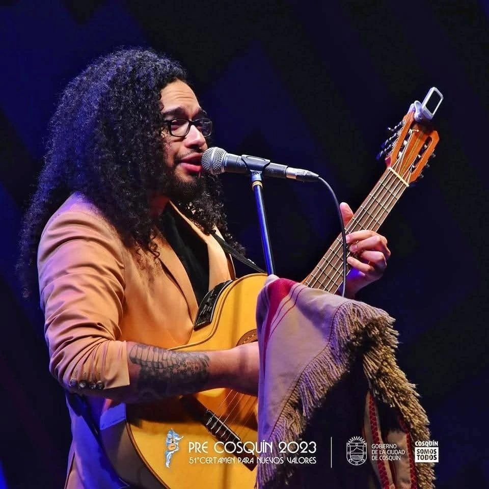 Folclore en el Centro Virla