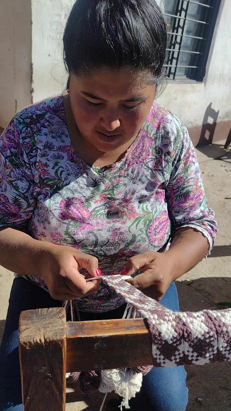 Moda con identidad: en busca de un tejido que sea como un gesto colectivo