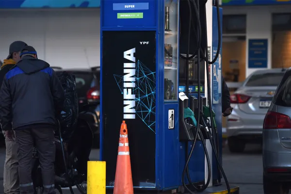 Volvieron a subir los combustibles: ¿cuánto cuesta el litro de nafta Súper en Tucumán?
